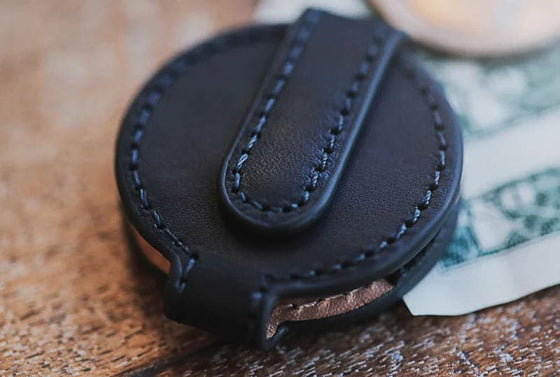 Quiver Coin Holder by Kelvin Chow