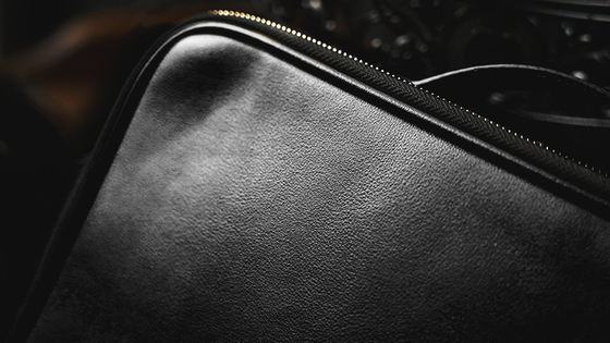 Luxury Genuine Leather Close-Up Bag (Classic Black) by TCC