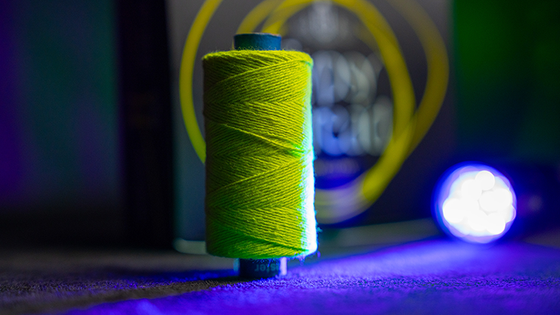 WGM GYPSY THREAD (UV GLOW) by Murphy's Magic