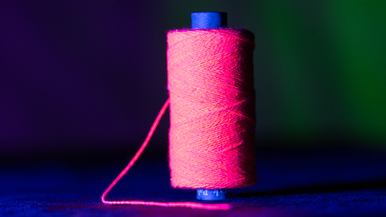 WGM UV GLOW GYPSY THREAD PINK REFILL SPOOL by Murphy's Magic