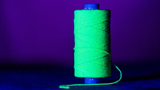 WGM UV GLOW GYPSY THREAD GREEN REFILL SPOOL by Murphy's Magic