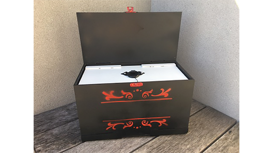 Fantoma's Box by Nahuel Olivera - Trick