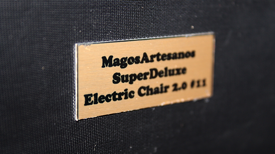 Super Deluxe Electric Chair 2.0 by Magos Artesanos - Trick
