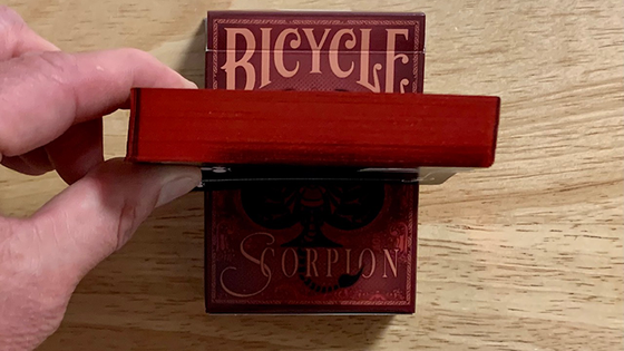Gilded Bicycle Scorpion (Red) Playing Cards